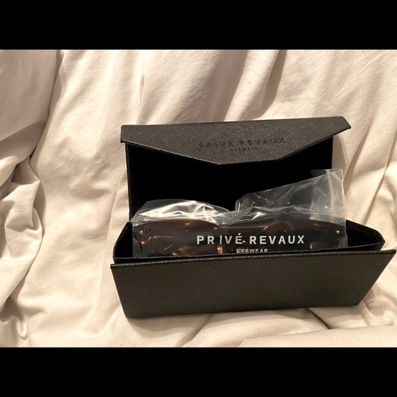Prive Revaux Sunglasses - Picture 6 of 6